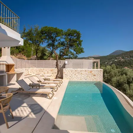 Villa Oliva -seaside Charm With Village At Your Doorstep Sývota